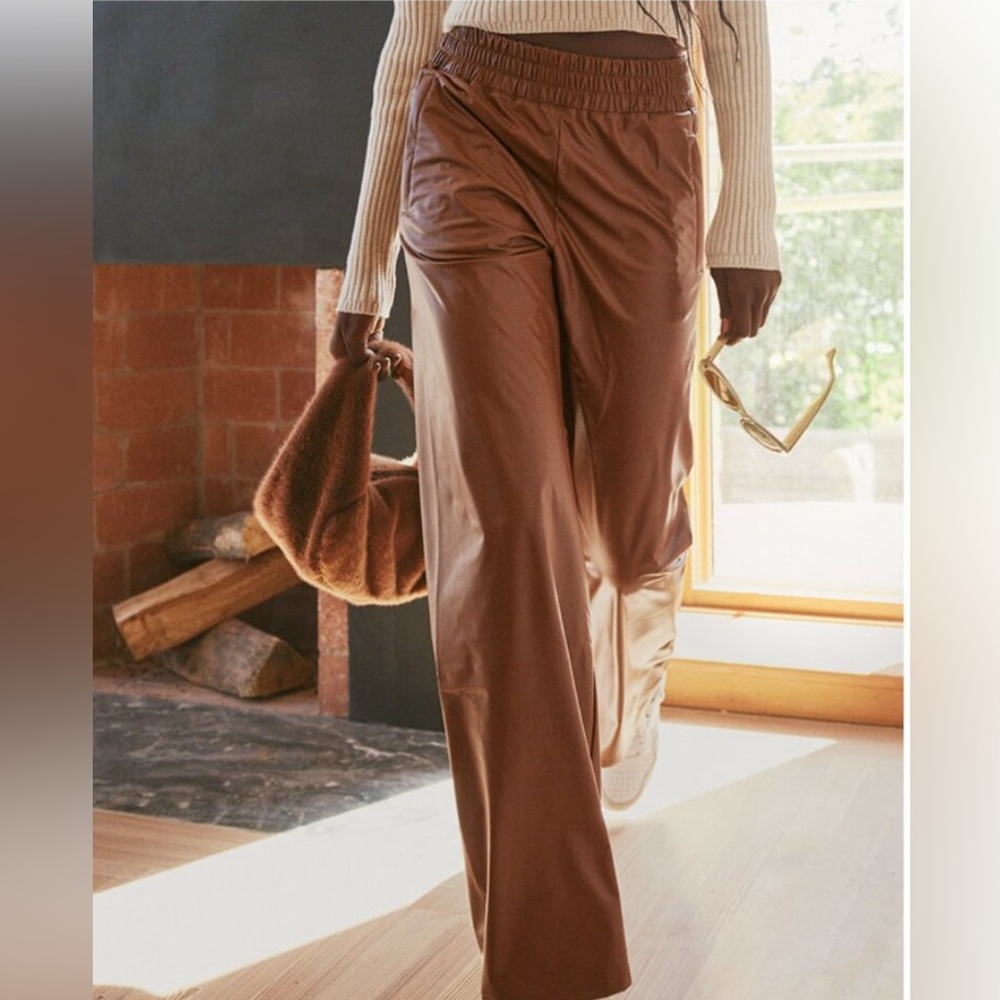 NWOT OFFLINE By Aerie Real Luxe Faux Leather Wide Leg Pant